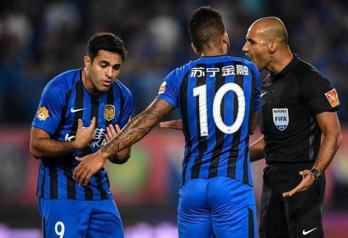 中超最新足球爆料,转会风云再起，豪门争锋暗流涌动