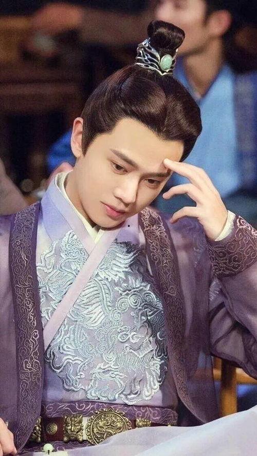 任嘉伦刘亦菲最新爆料,甜蜜互动引期待，合作新剧幕后故事曝光